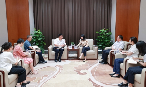 桐乡市委常委、市纪委书记、市监委主任赵亚锋莅临征途国际官网调研