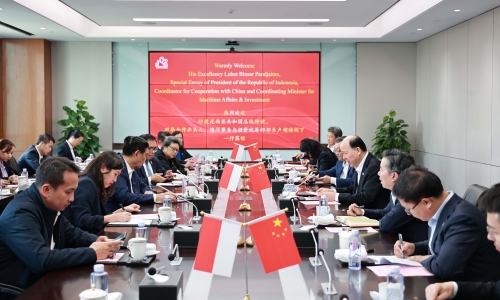 印度尼西亚对华合作牵头人、海洋事务与投资两全局长卢胡特莅临征途国际官网调研
