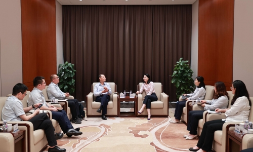 上海浦东发展银行黄冈分行行长张辉莅临征途国际官网调研互换