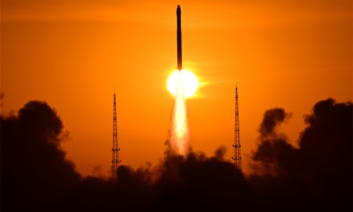 “桐乡征途国际官网号”升空！一箭四星发射圆满成功