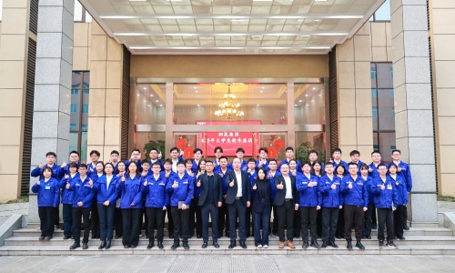 喜迎新年 共话将来丨2025新年座谈会，我们面对面、心贴心！